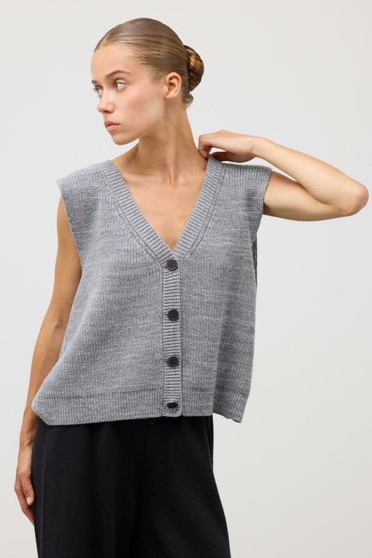 ����� ���